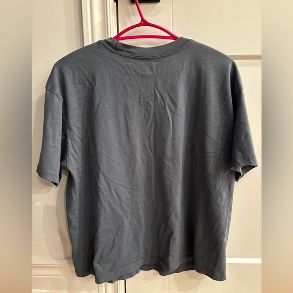 Youth Size XL Tshirt with Pocket - In Good Condition - Picture 3 of 3